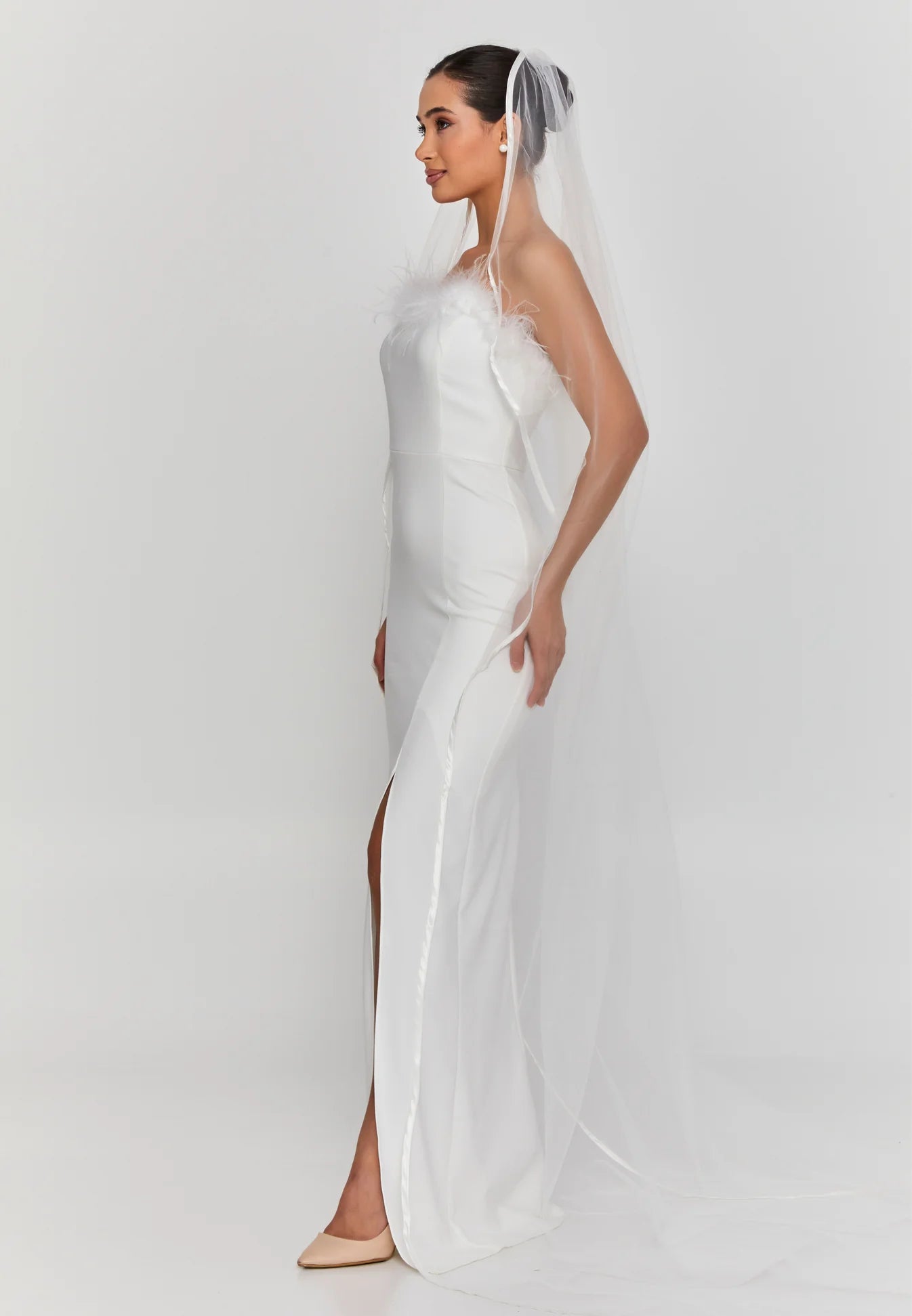 Minimalist Veil